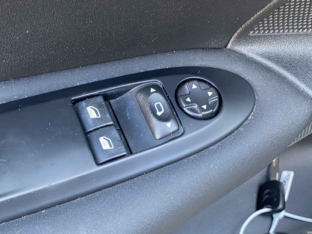 Citroën C4 1.4 VTi 