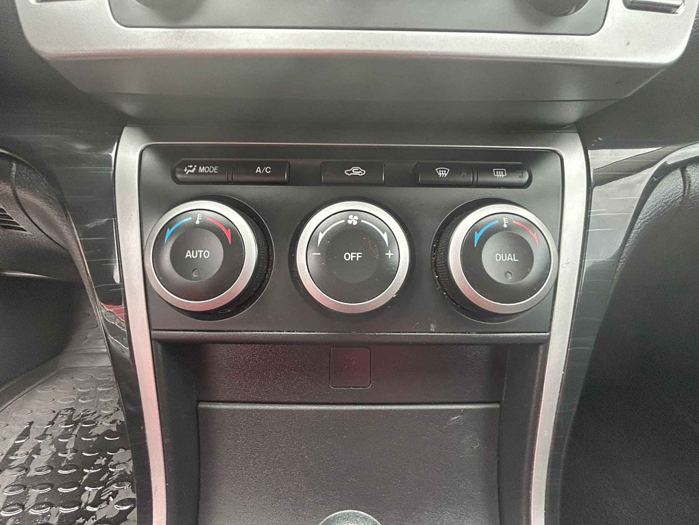 Mazda 6 2.0i 