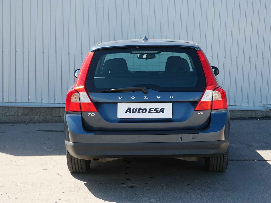 Volvo V70 2.4 D5 