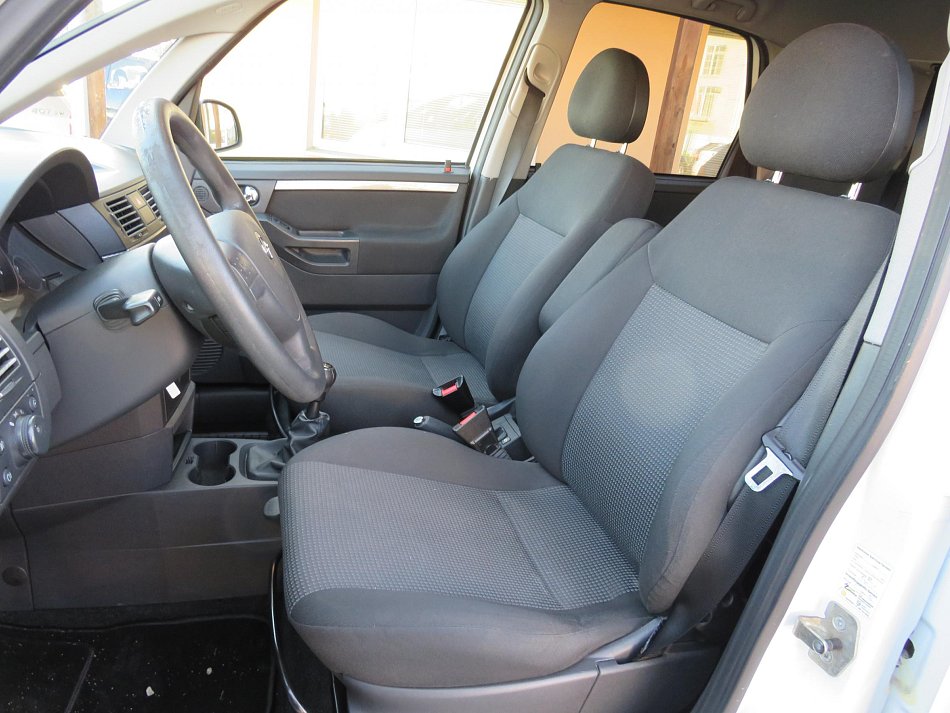 Opel Meriva 1.6i 