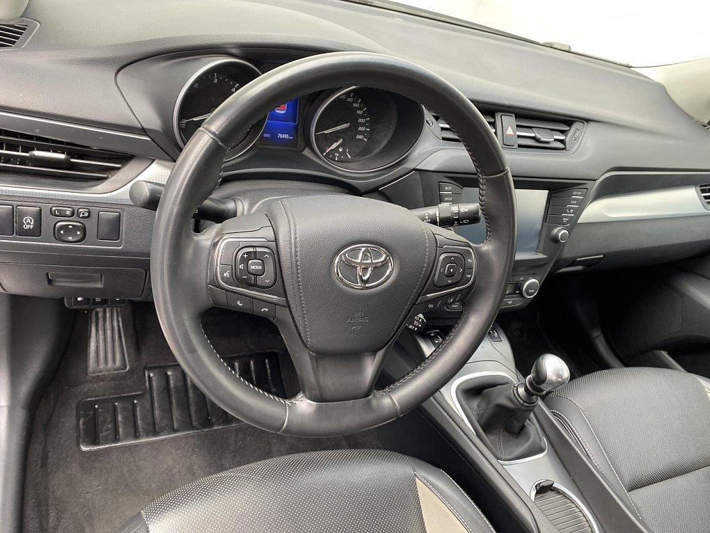 Toyota Avensis 2.0 D-4D Sport