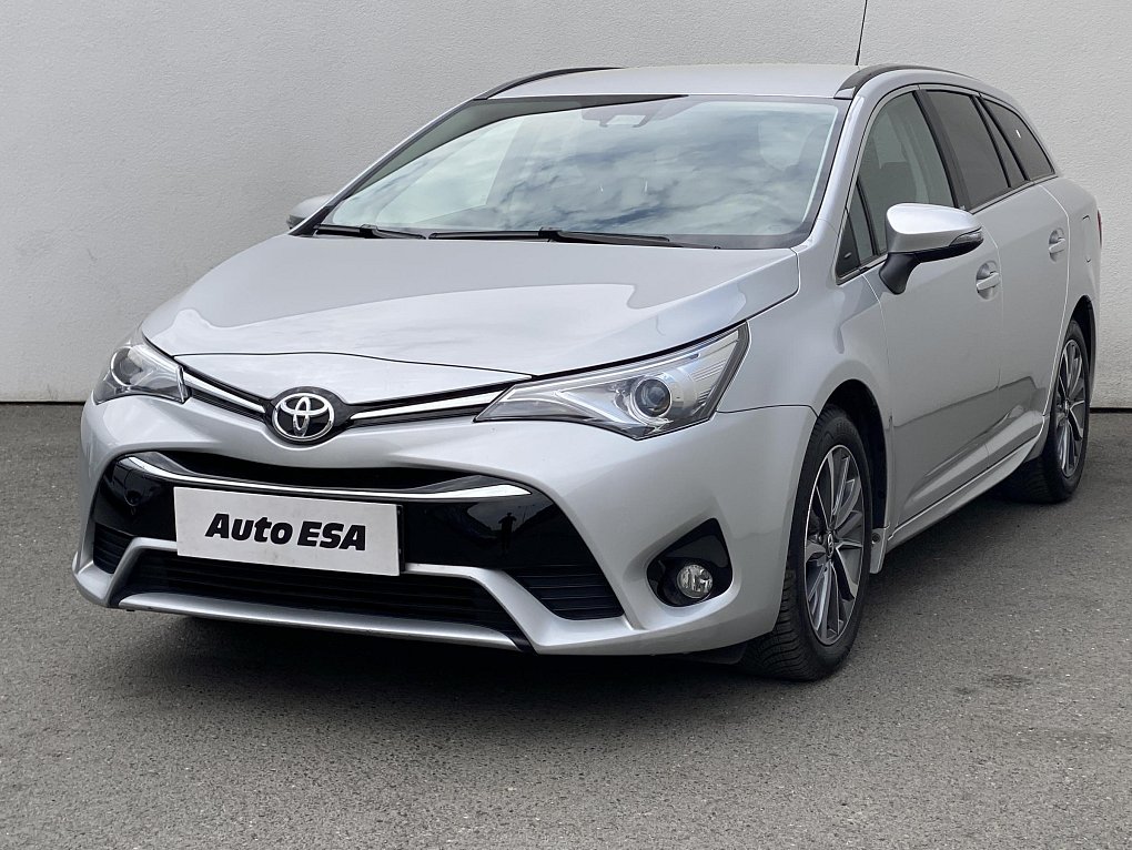 Toyota Avensis 2.0 D-4D Sport