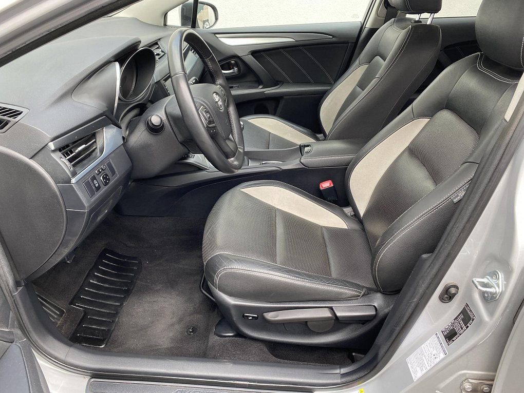 Toyota Avensis 2.0 D-4D Sport