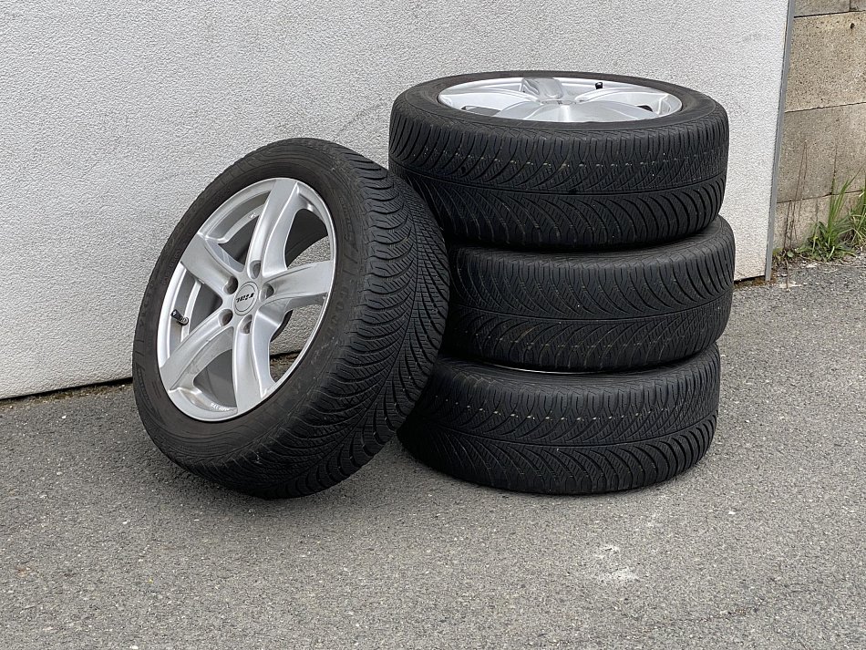 Toyota Avensis 2.0 D-4D Sport