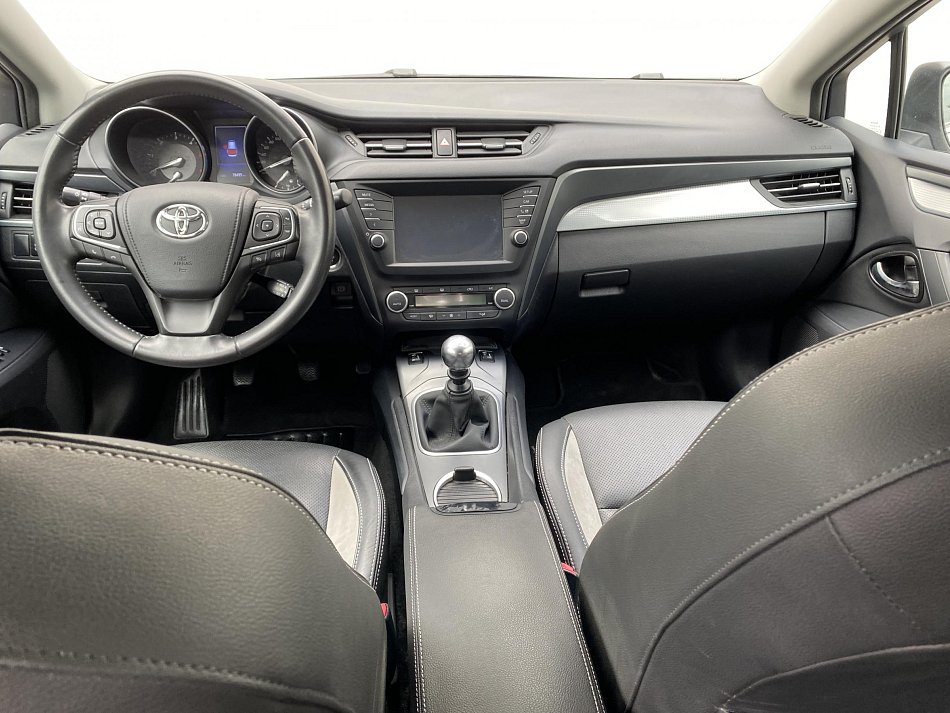 Toyota Avensis 2.0 D-4D Sport