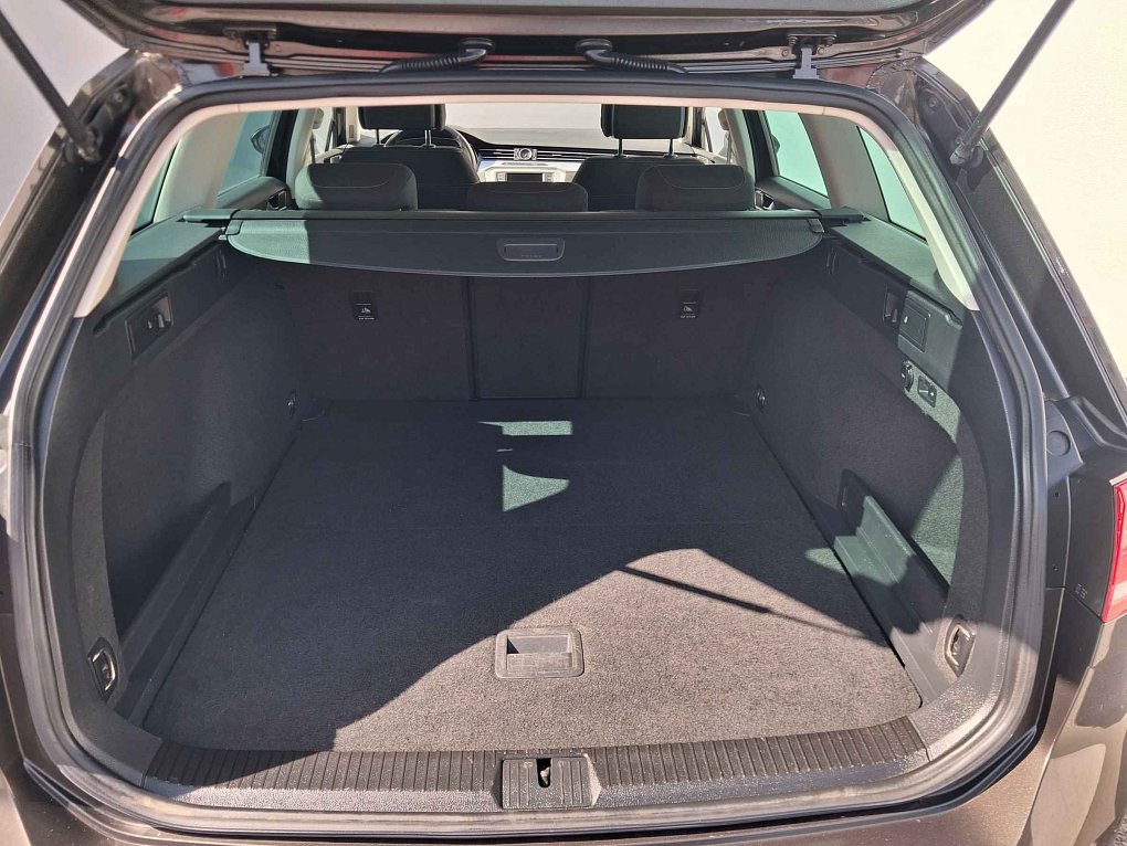 Volkswagen Passat 2.0 TDi 