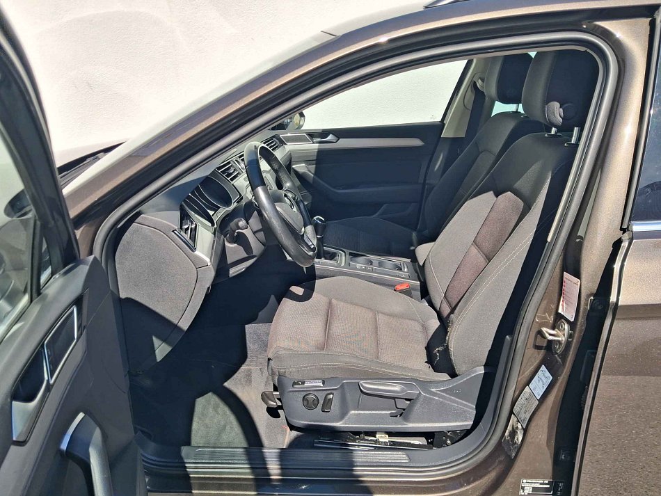 Volkswagen Passat 2.0 TDi 