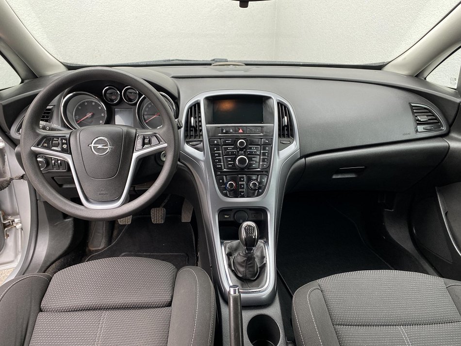 Opel Astra 1.6 CDTi 