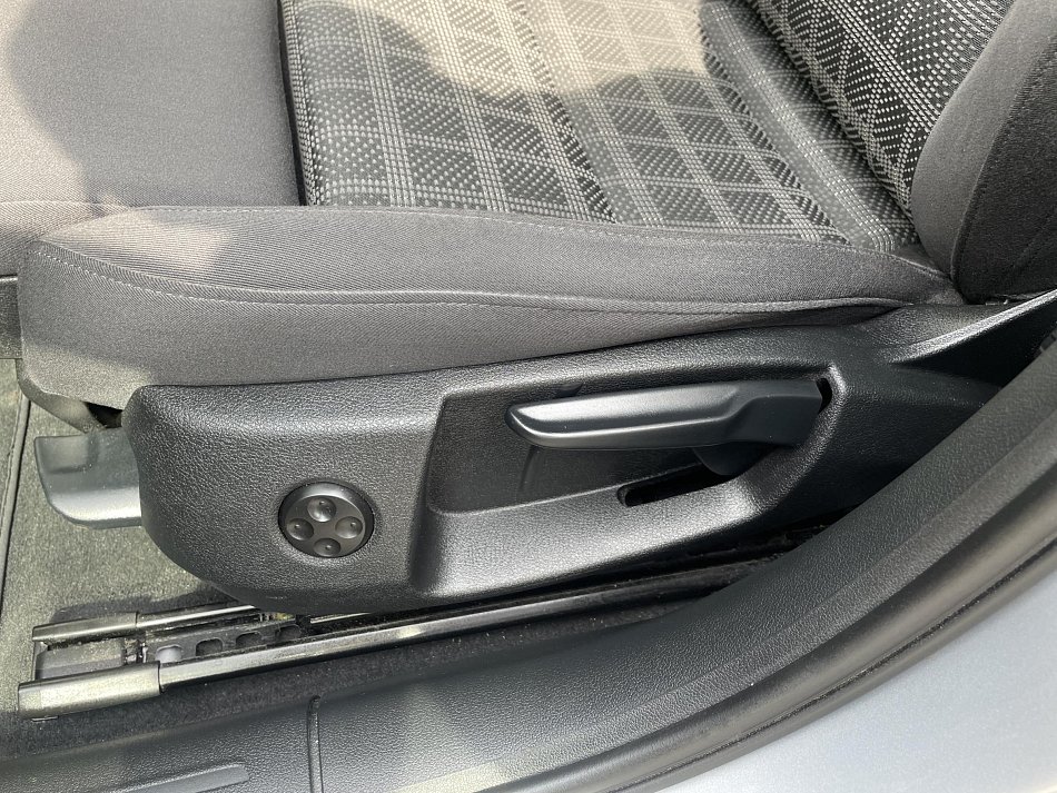 Audi A4 2.0 TDi 