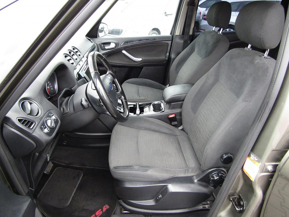 Ford Galaxy 2.0TDCi  7míst