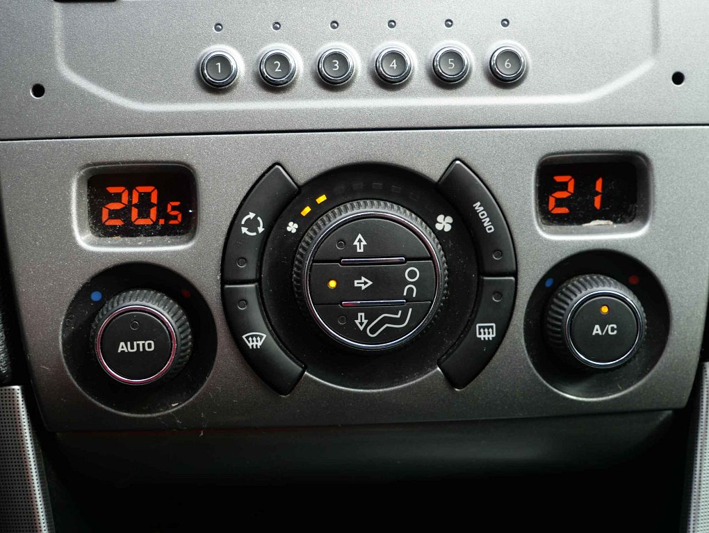 Peugeot 308 1.6 HDi 