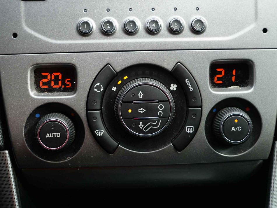 Peugeot 308 1.6 HDi 