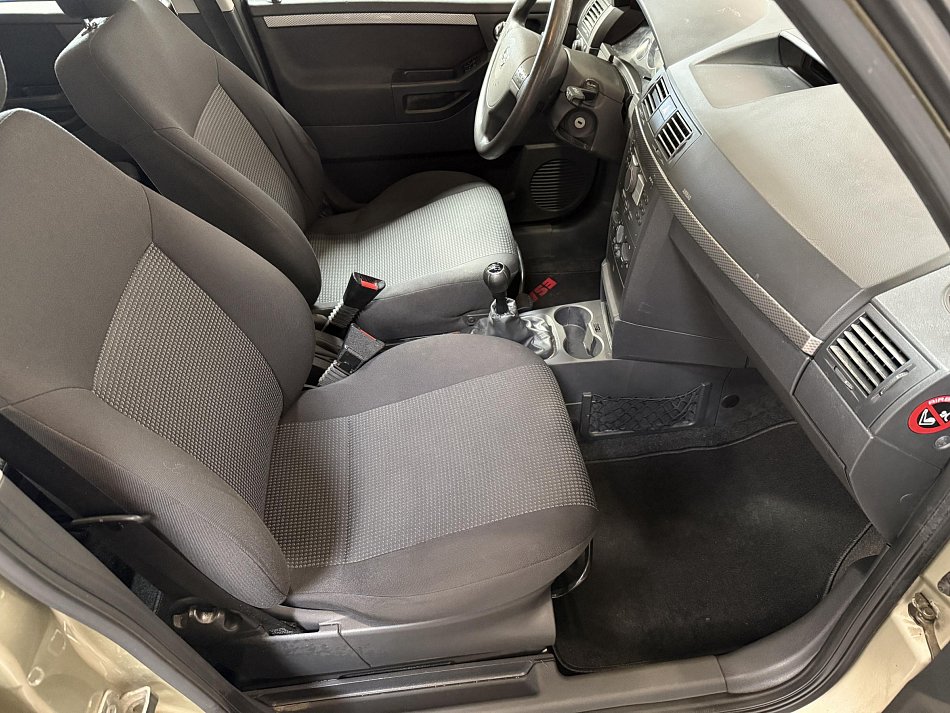 Opel Meriva 1.6i 