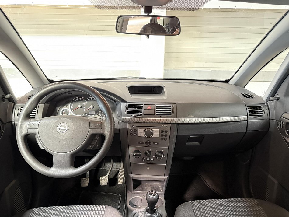Opel Meriva 1.6i 