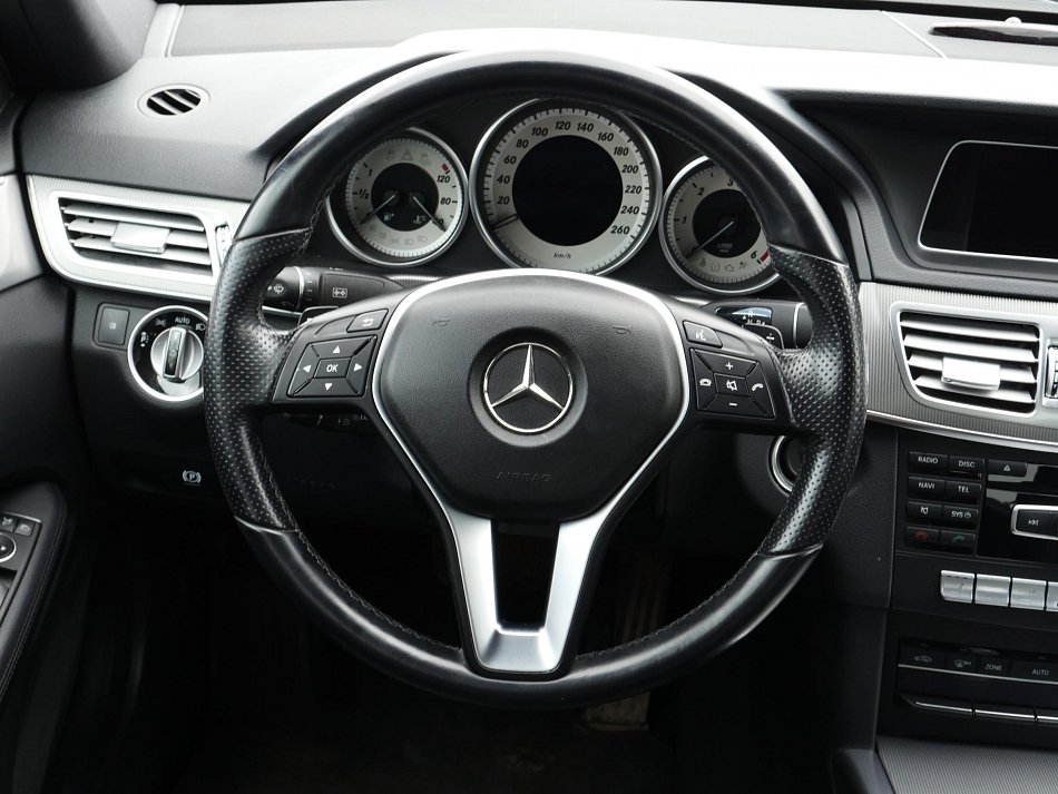 Mercedes-Benz Třída E 2.2 CDi  E220
