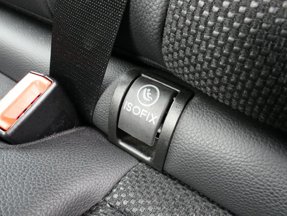 Mercedes-Benz Třída E 2.2 CDi  E220