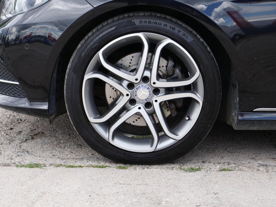 Mercedes-Benz Třída E 2.2 CDi  E220