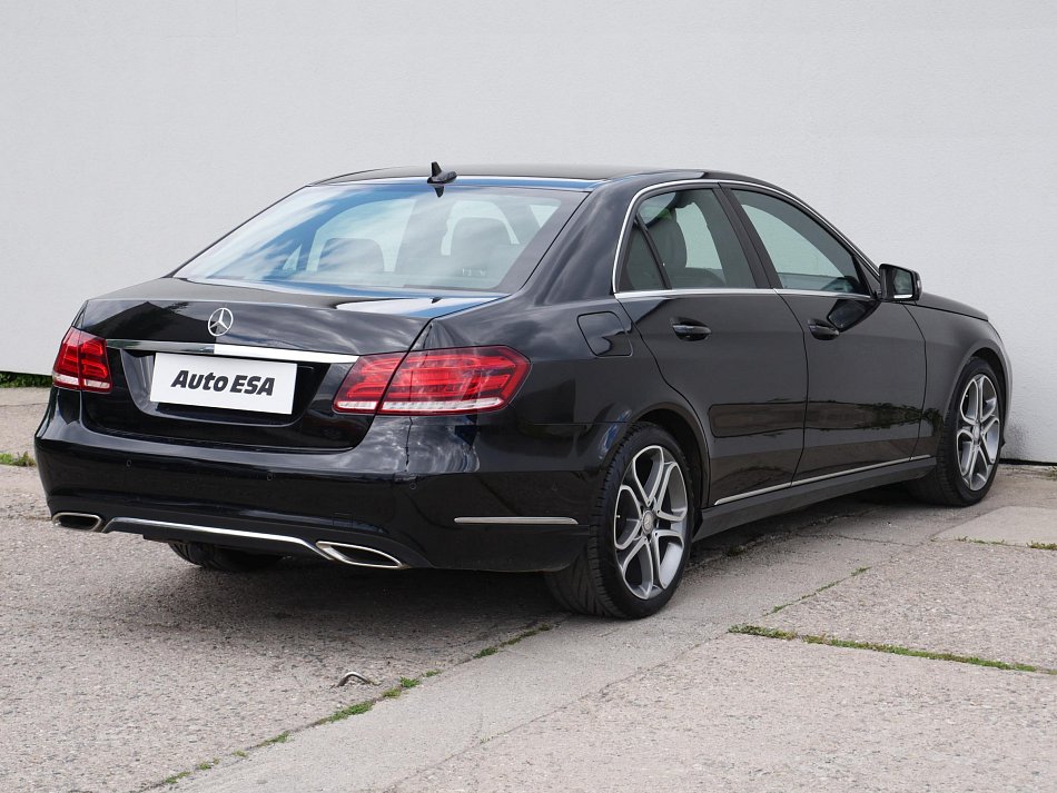 Mercedes-Benz Třída E 2.2 CDi  E220