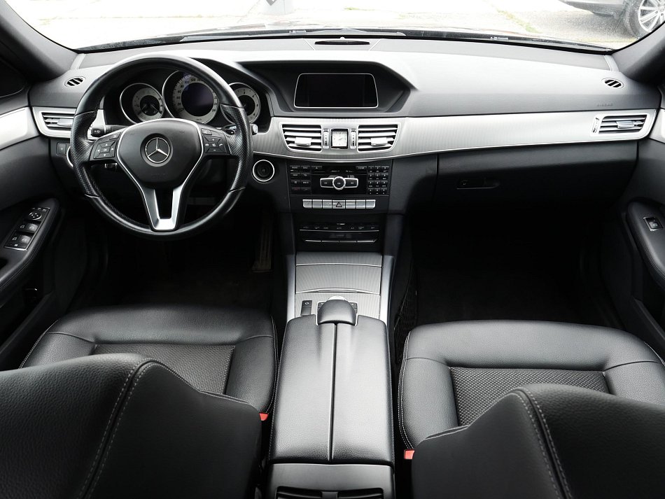 Mercedes-Benz Třída E 2.2 CDi  E220