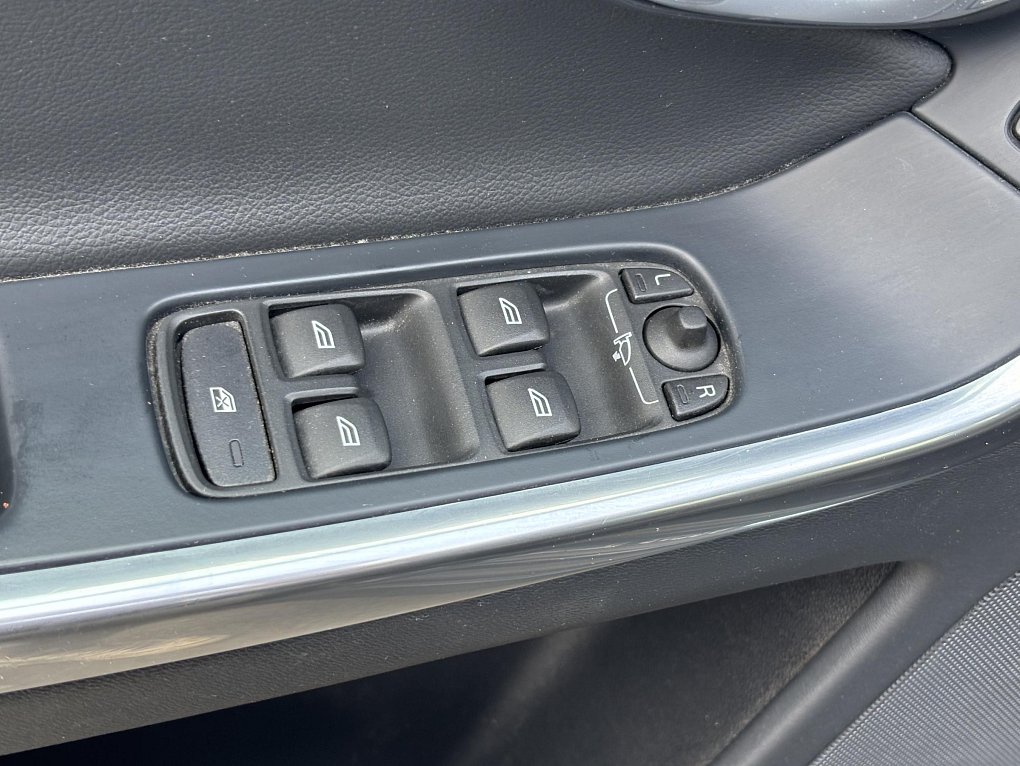 Volvo XC60 2.4 D Summum AWD