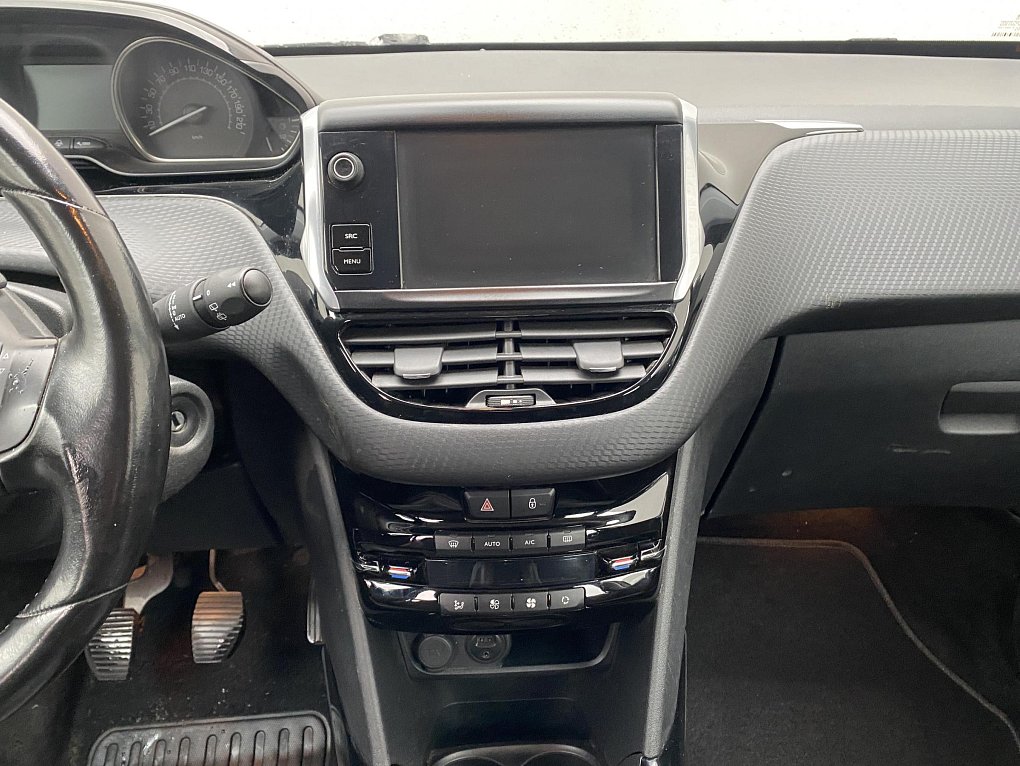 Peugeot 2008 1.2PT Allure