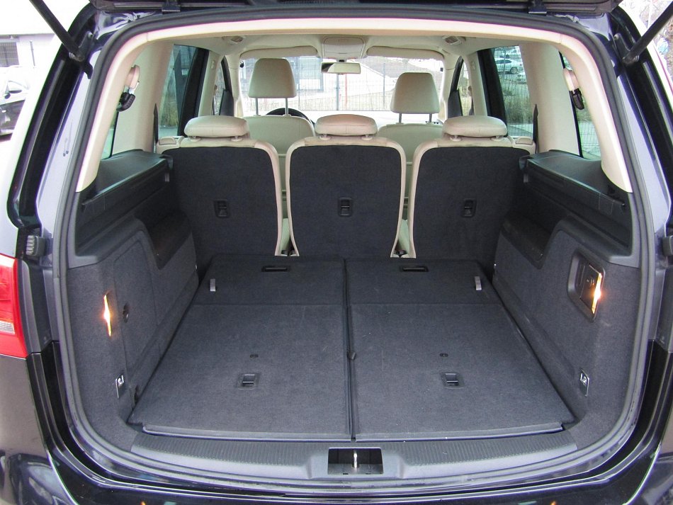 Volkswagen Sharan 2.0 TDi  7míst