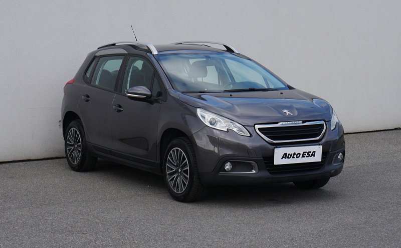 Peugeot 2008 1.2 PT 