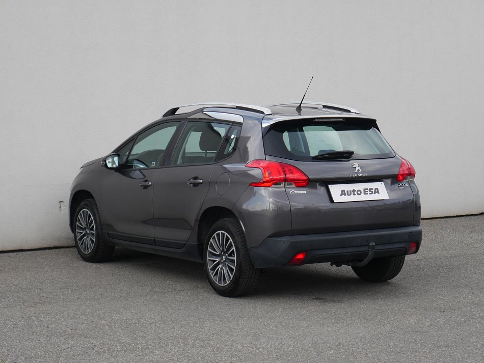 Peugeot 2008 1.2 PT 