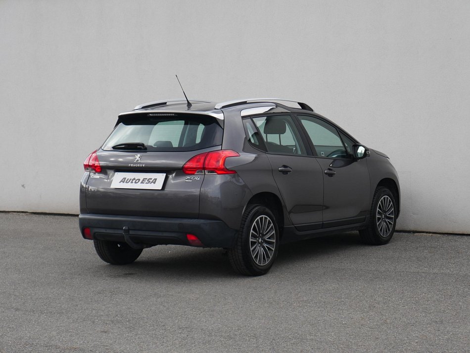 Peugeot 2008 1.2 PT 