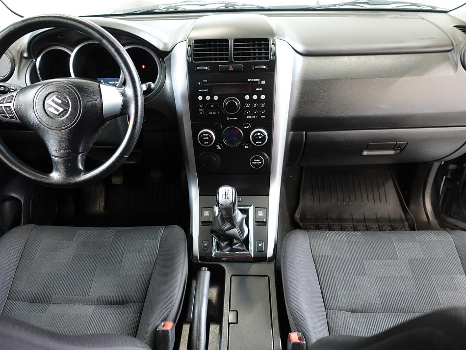 Suzuki Grand Vitara 1.6i  4x4