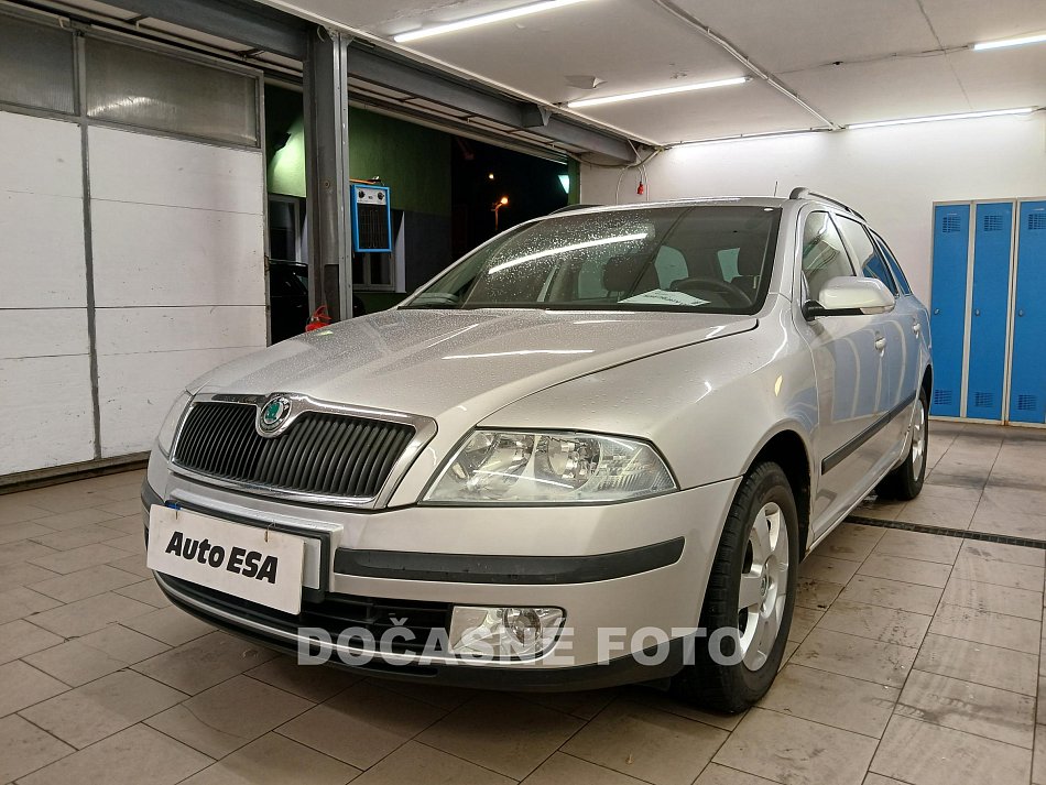 Škoda Octavia II 1.6 FSi 