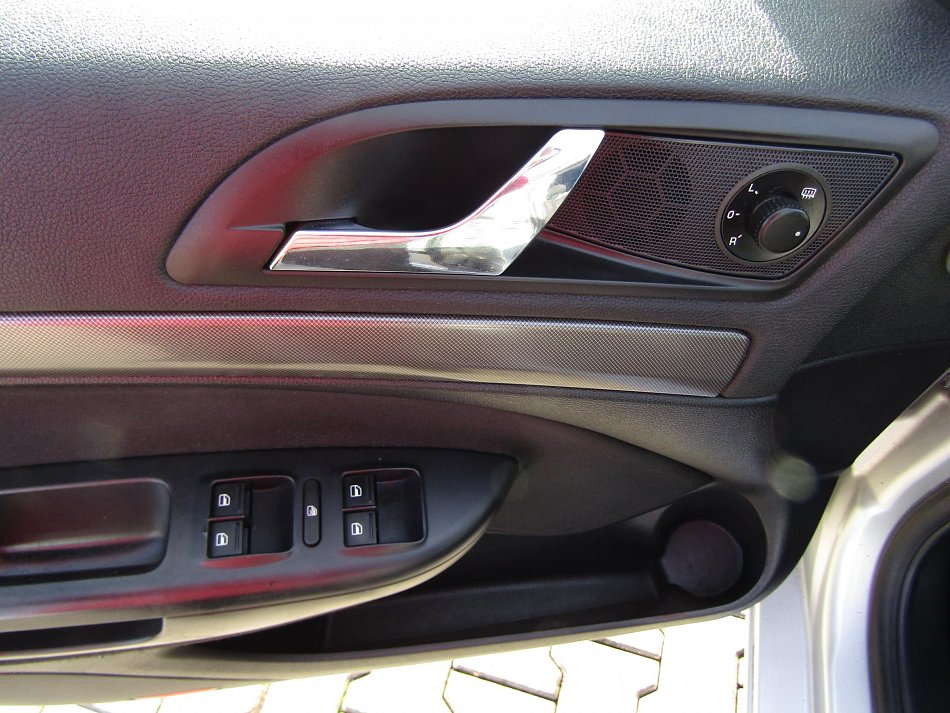 Škoda Octavia II 1.6 FSi 