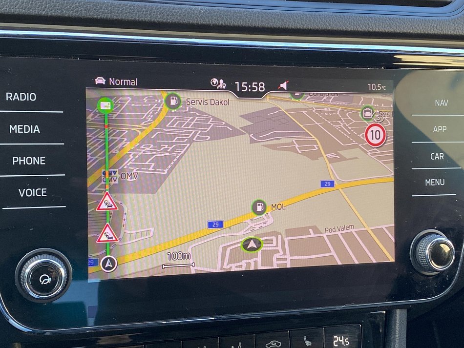 Škoda Superb III 2.0 TSi SportLine