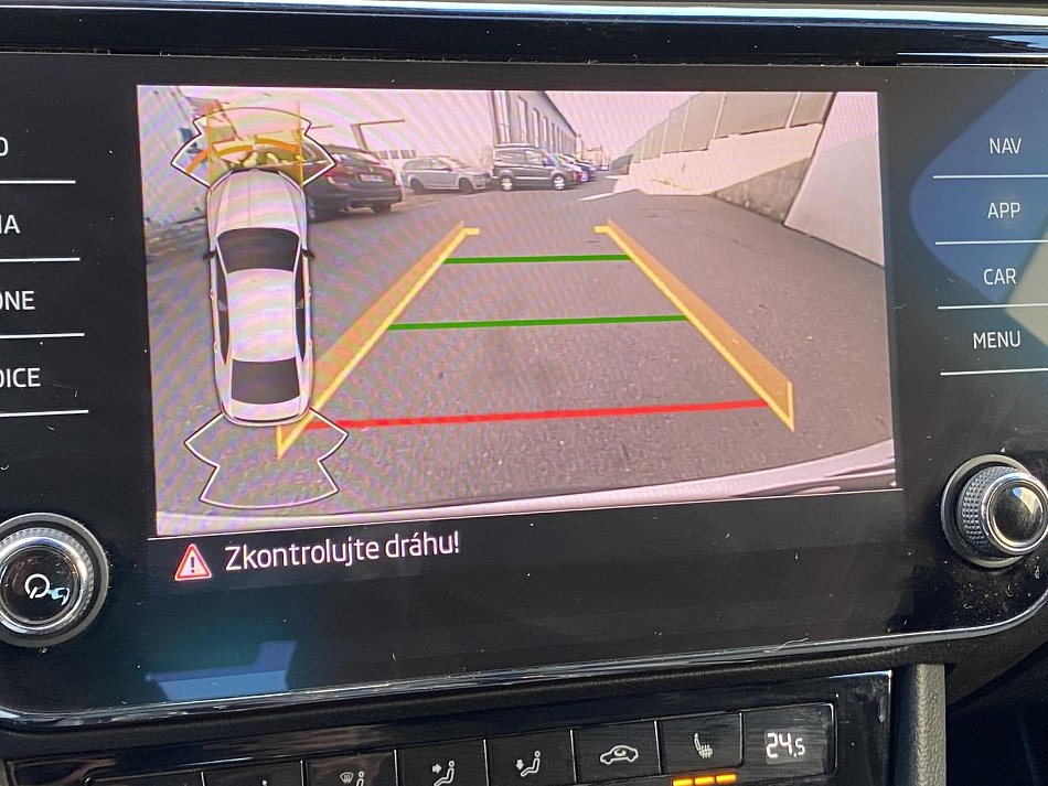 Škoda Superb III 2.0 TSi SportLine