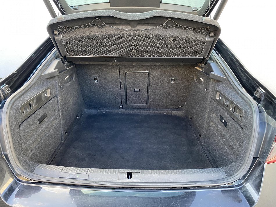 Škoda Superb III 2.0 TSi SportLine