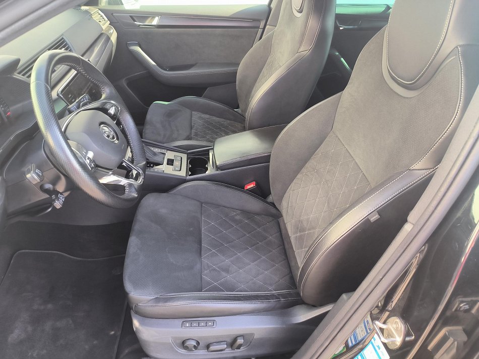 Škoda Superb III 2.0 TSi SportLine