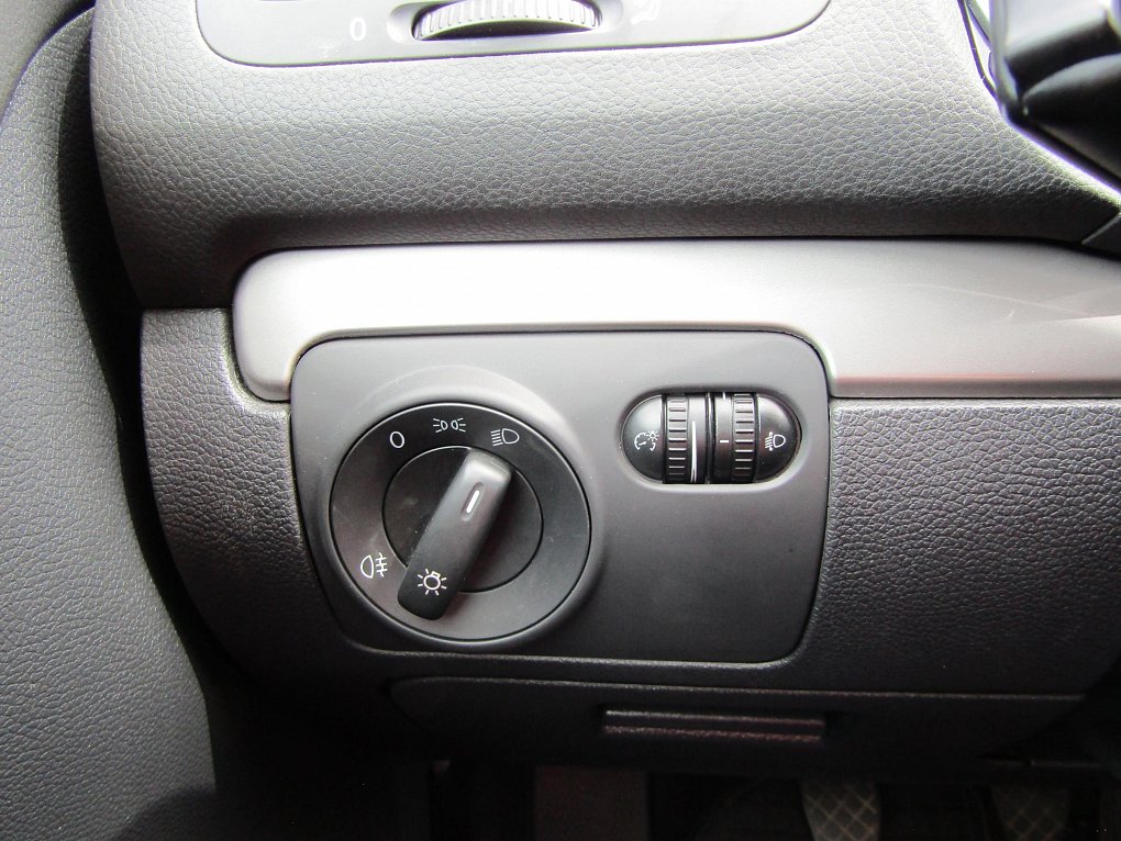 Volkswagen Golf 1.4i 