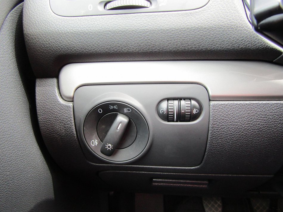 Volkswagen Golf 1.4i 