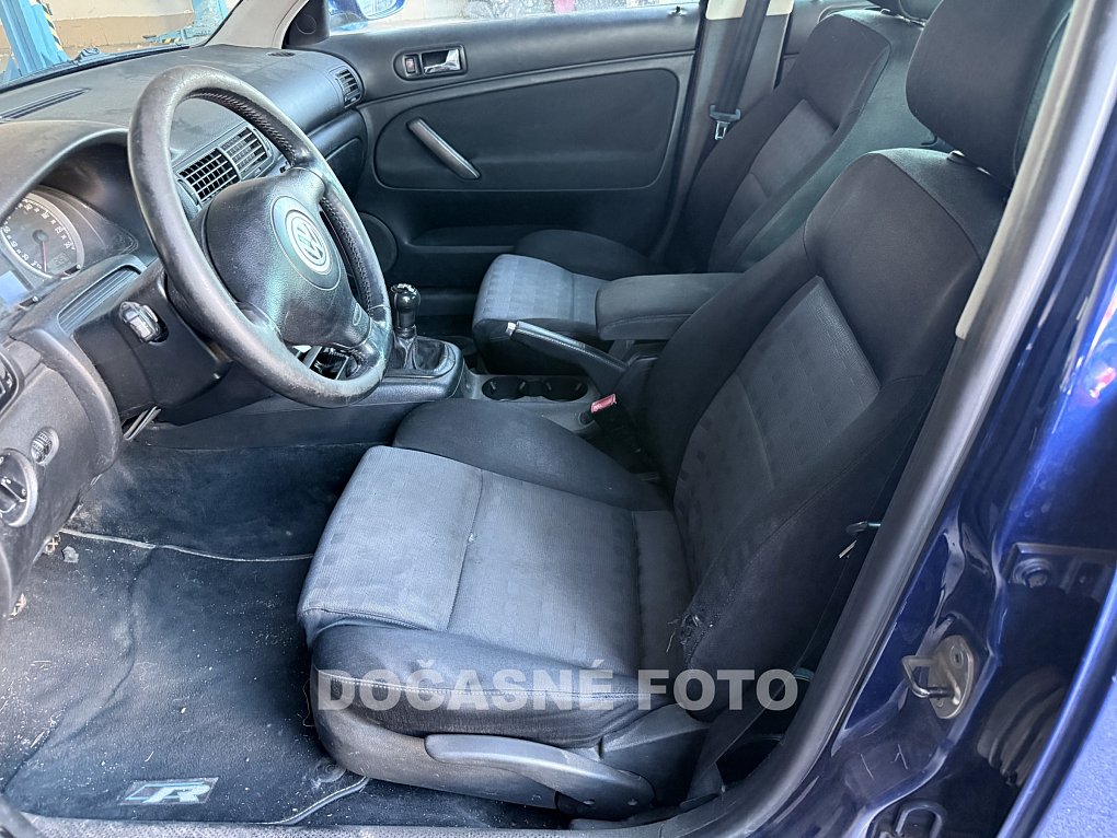 Volkswagen Passat 1.9 TDi 