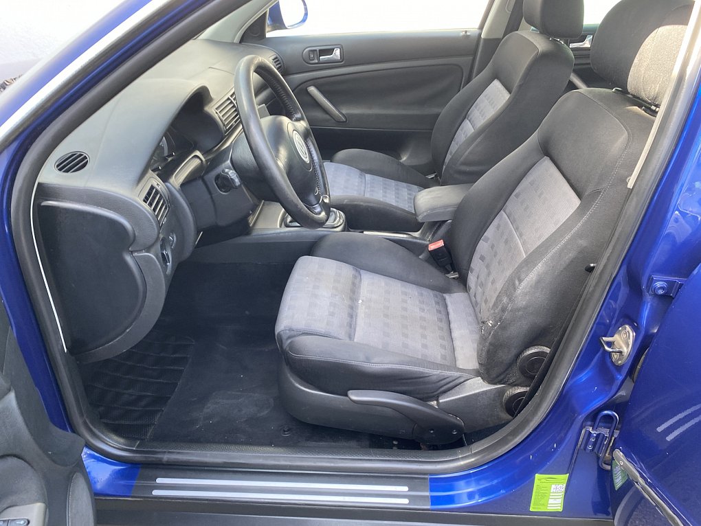 Volkswagen Passat 1.9 TDi 