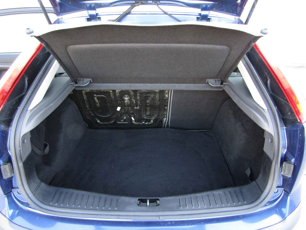 Ford Focus 1.6i 