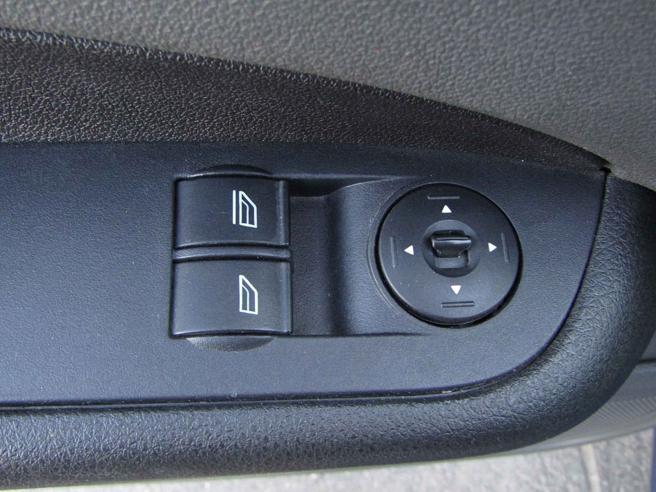 Ford Focus 1.6i 