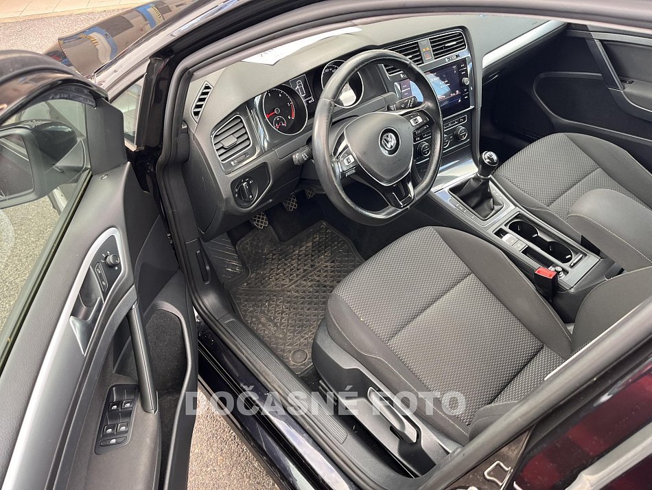 Volkswagen Golf 1.6 TDI 