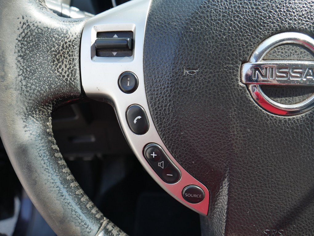 Nissan Qashqai 2.0 DCI  +2