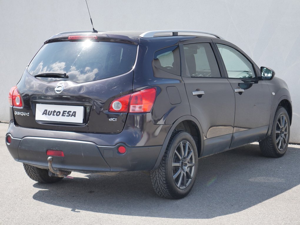 Nissan Qashqai 2.0 DCI  +2