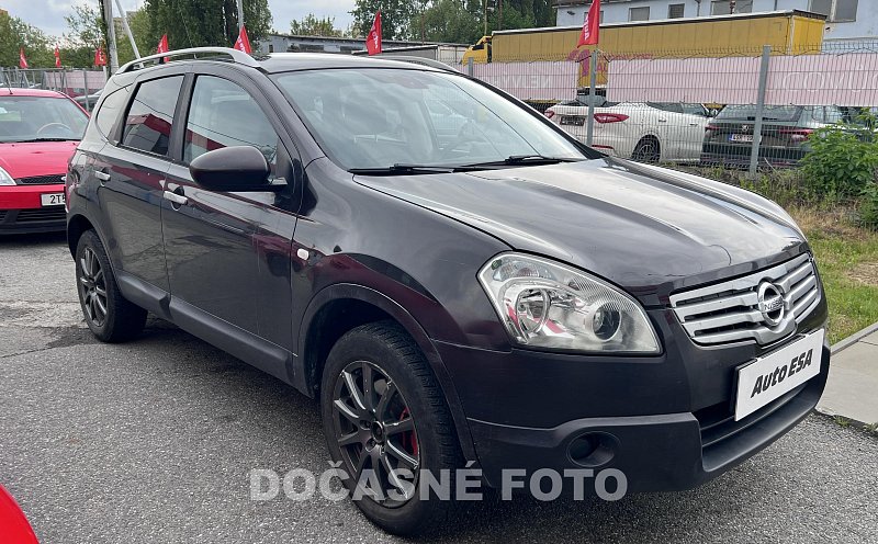 Nissan Qashqai 2.0 DCI  +2