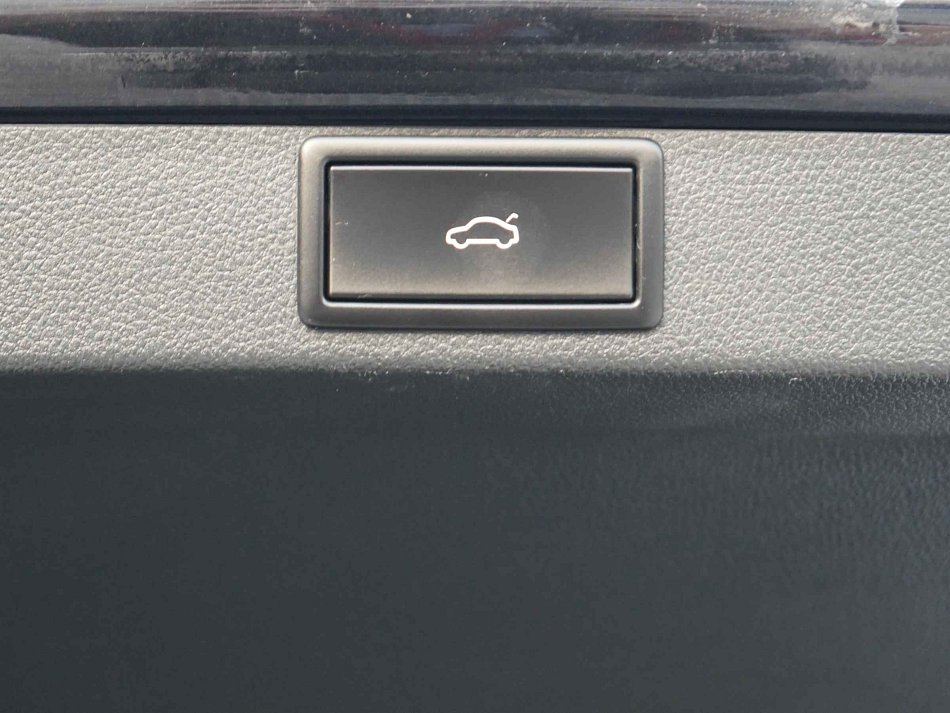 Škoda Octavia IV 1.5 TSi Ambition