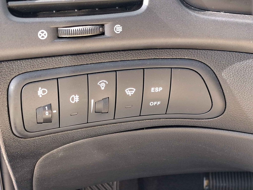 Kia Magentis 2.7i 