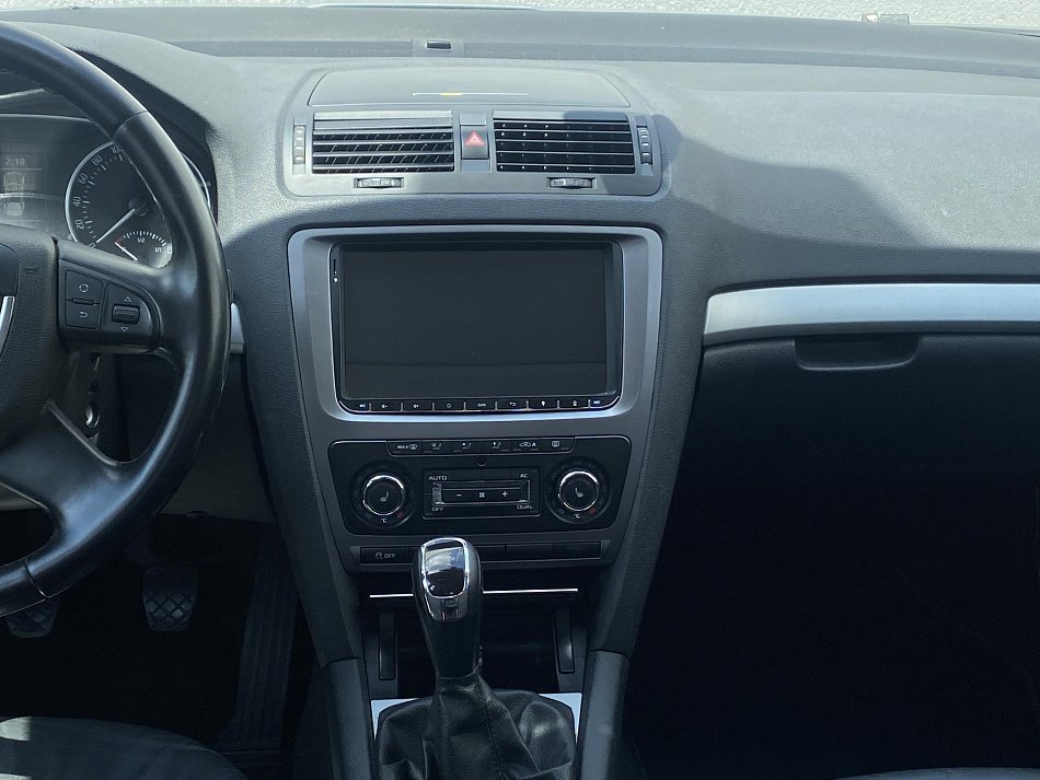 Škoda Octavia II 1.4 TSi Elegance