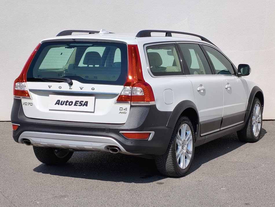 Volvo XC70 2.4 D4  AWD